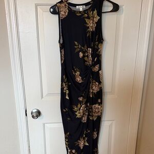 Nine Britton Black Floral Midi Dress